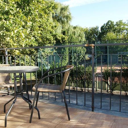 Garden Club Panzio Bed & Breakfast Balatonmáriafürdő Екстериор снимка